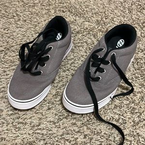 Grey Heelys shoes Youth 5